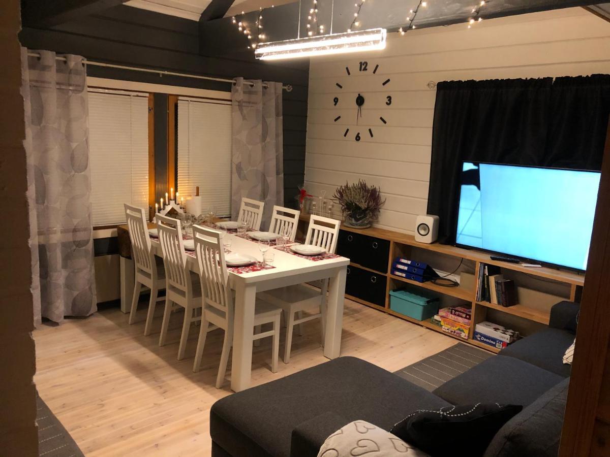 Syoete Huuhkamajat Cottage Εξωτερικό φωτογραφία
